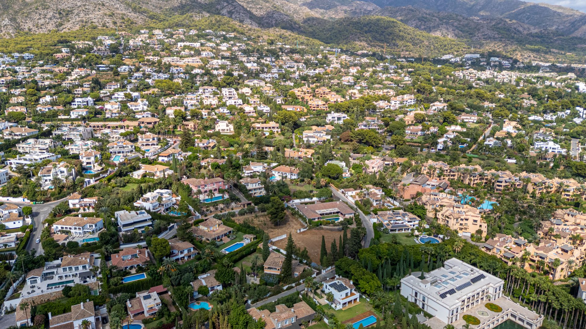 Plot in Nagüeles, Marbella