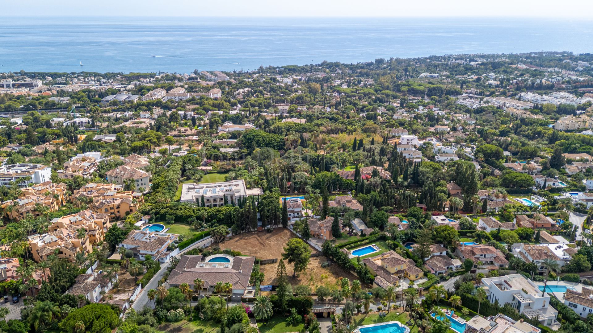 Plot in Nagüeles, Marbella