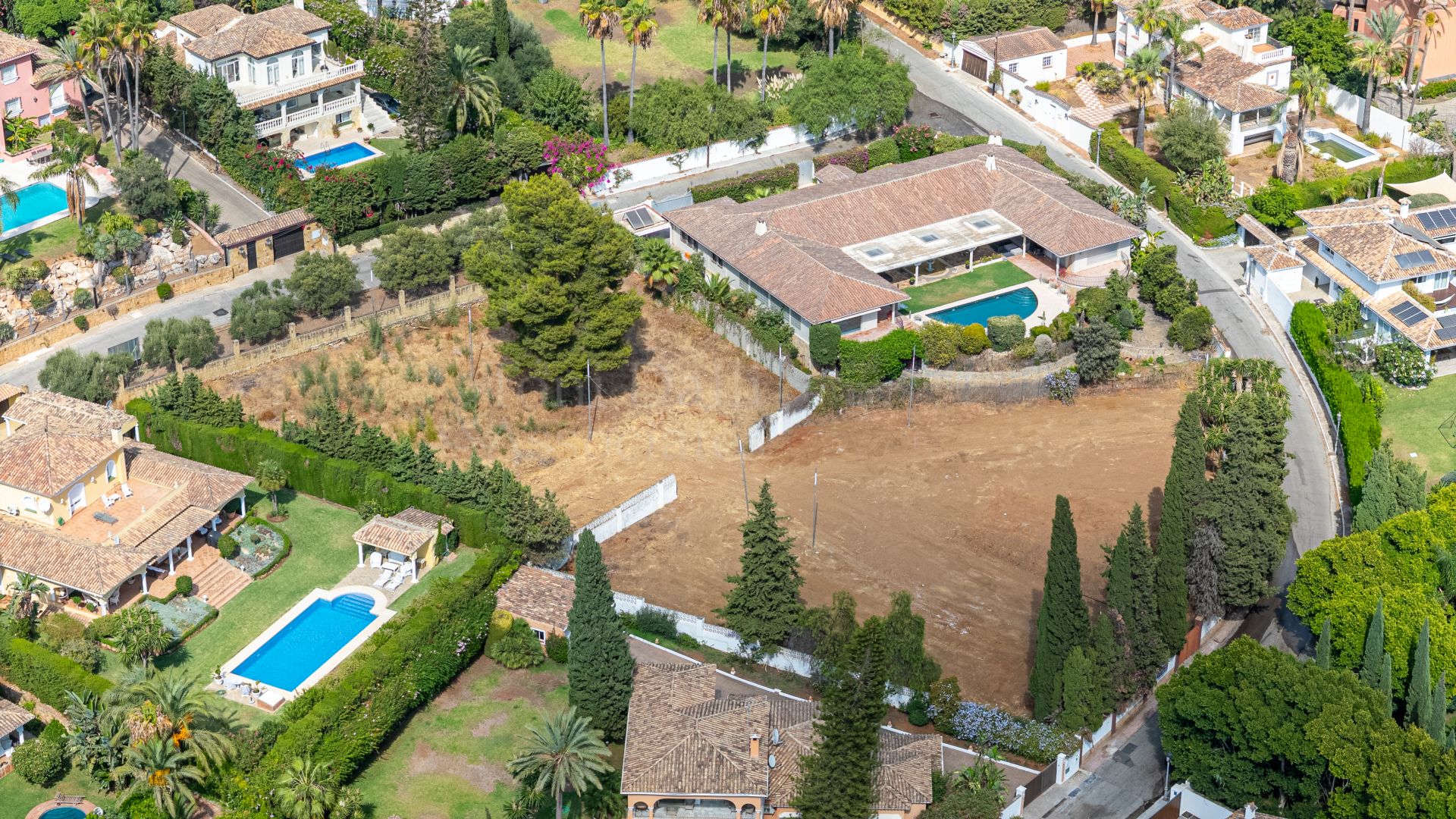 Plot in Nagüeles, Marbella