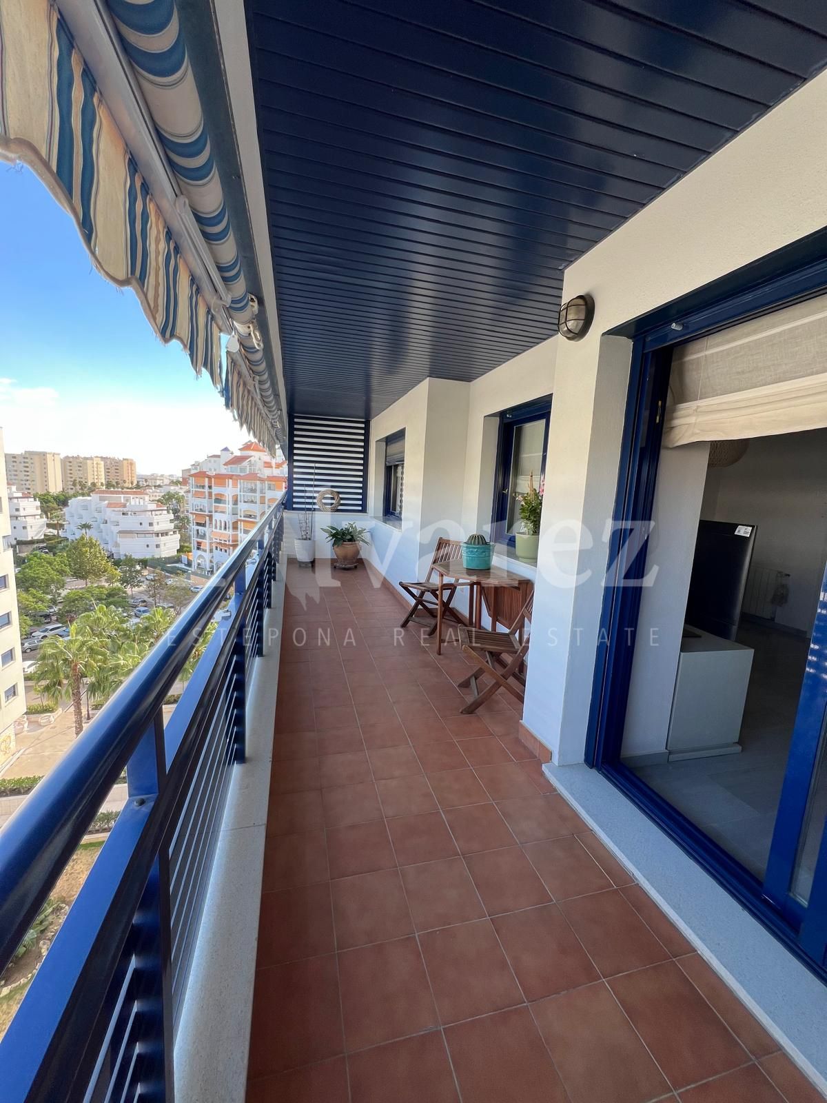 Ático en Estepona Puerto, Estepona