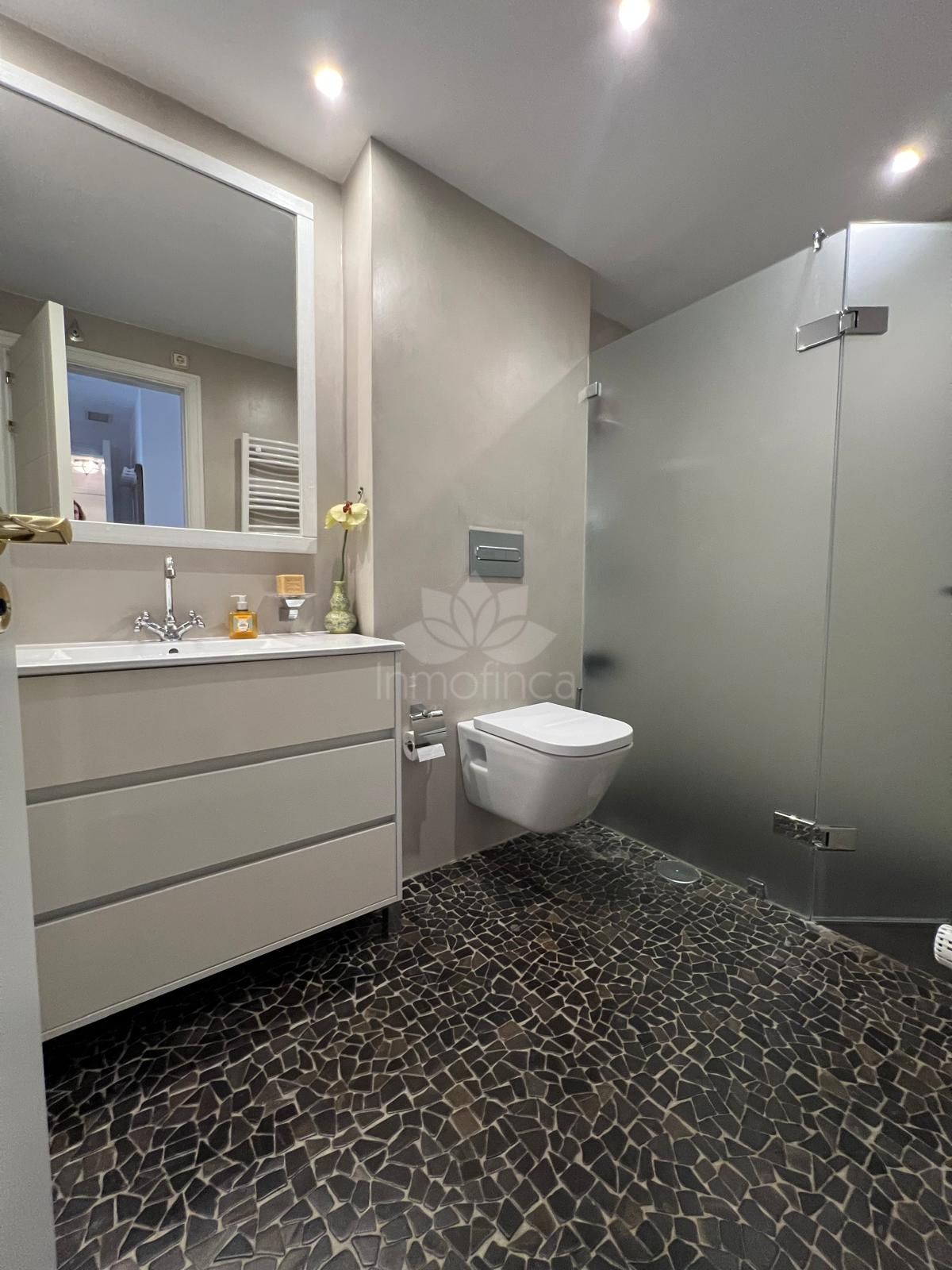 Penthouse in Estepona Puerto, Estepona