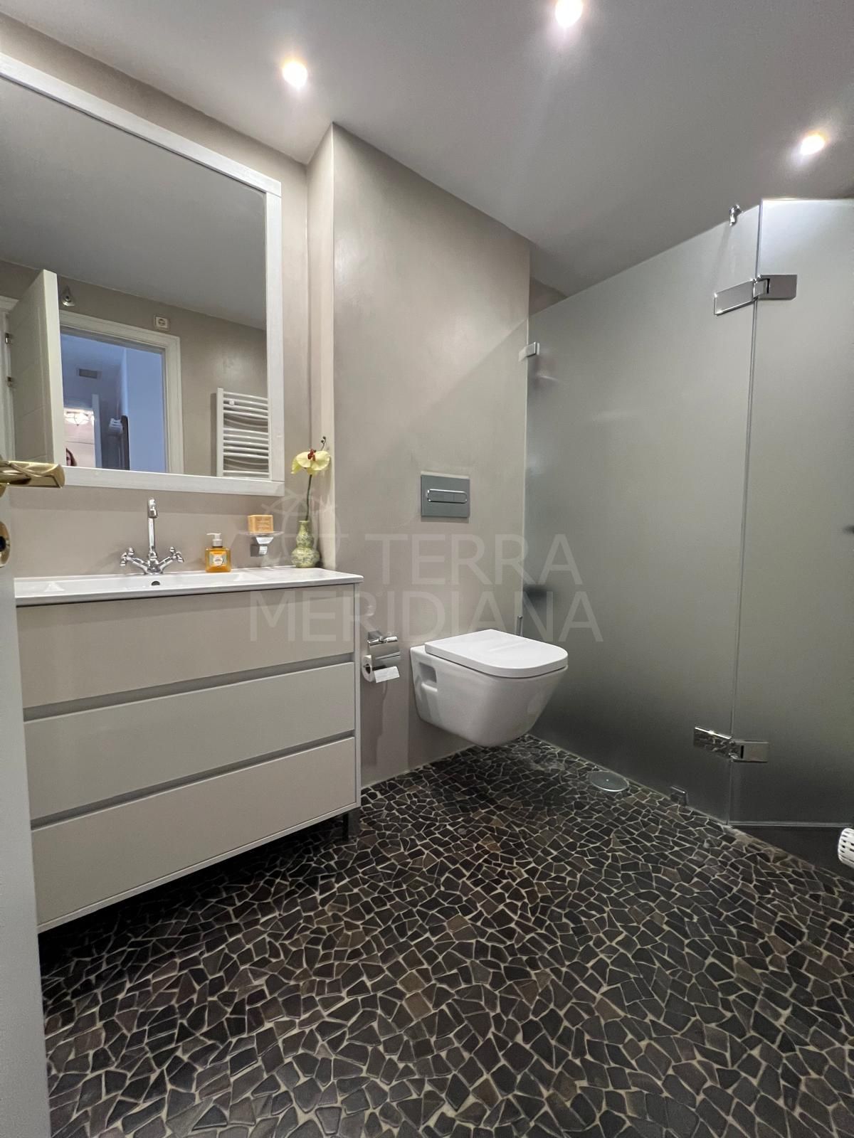 Penthouse in Estepona Puerto, Estepona