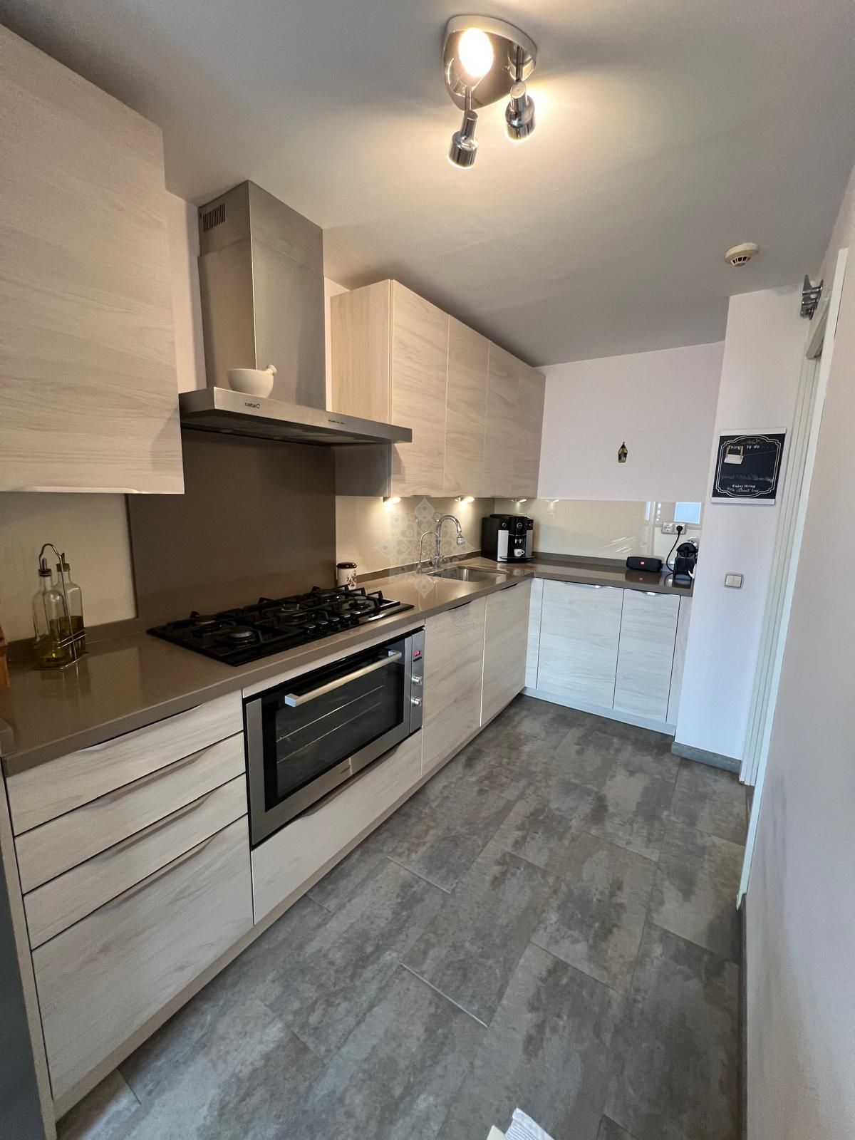 Penthouse in Estepona Puerto, Estepona