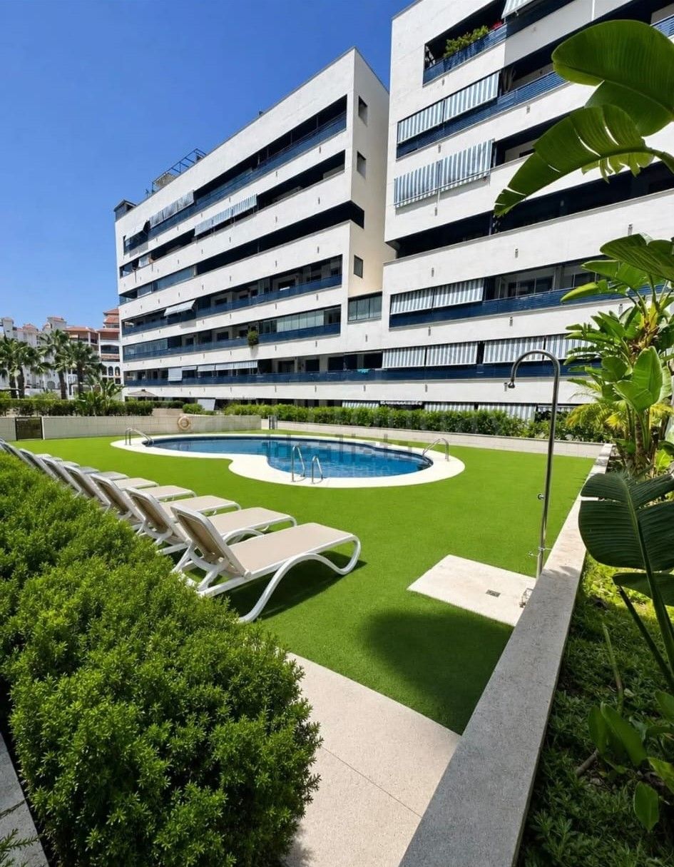 Penthouse in Estepona Puerto, Estepona