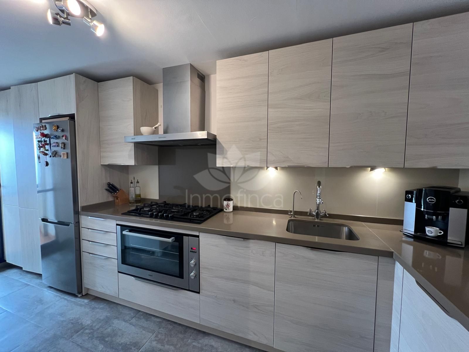 Penthouse in Estepona Puerto, Estepona