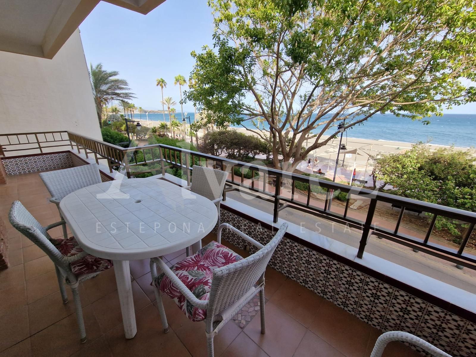Apartamento en Estepona Ciudad, Estepona