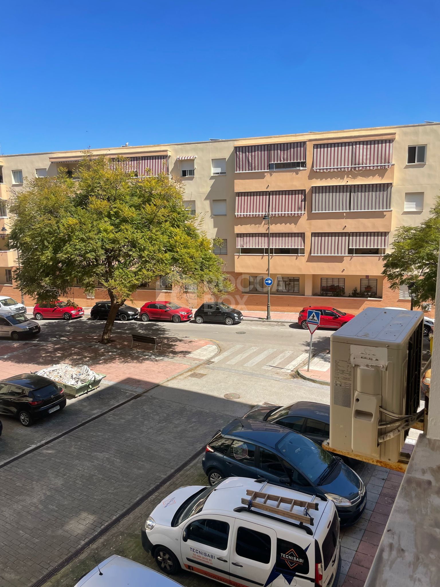 Opportunity for a 3-bedroom apartment near the Port of Estepona!