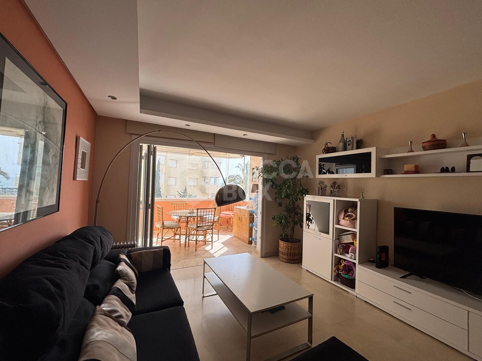 Spacious Apartment with Sea Views in Estepona's Marina¡.