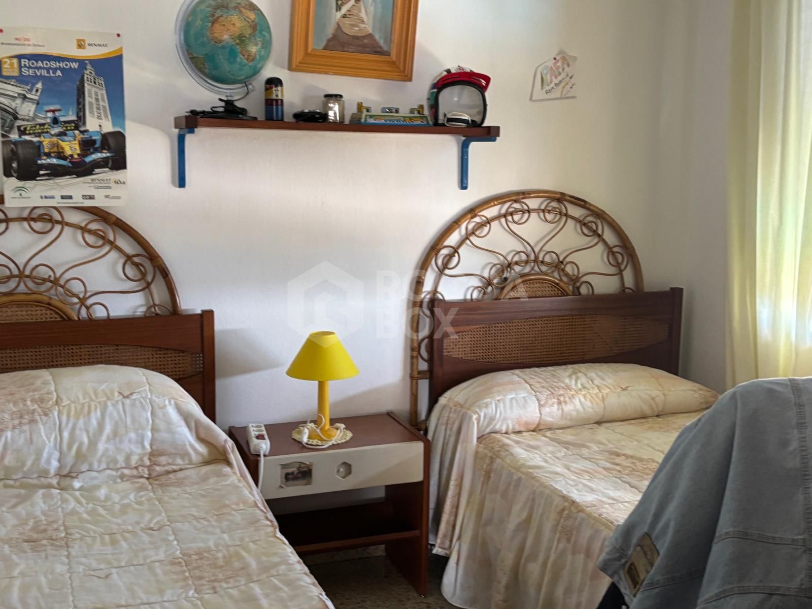 Spacious apartment with panoramic sea views in the Port of Estepona!