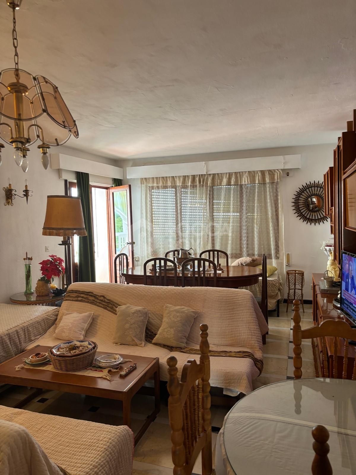 Spacious apartment with panoramic sea views in the Port of Estepona!