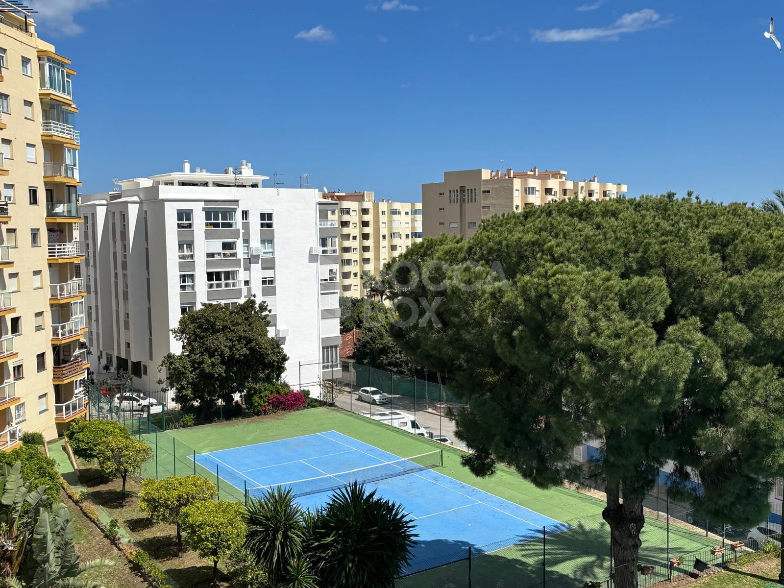 Spacious apartment with panoramic sea views in the Port of Estepona!