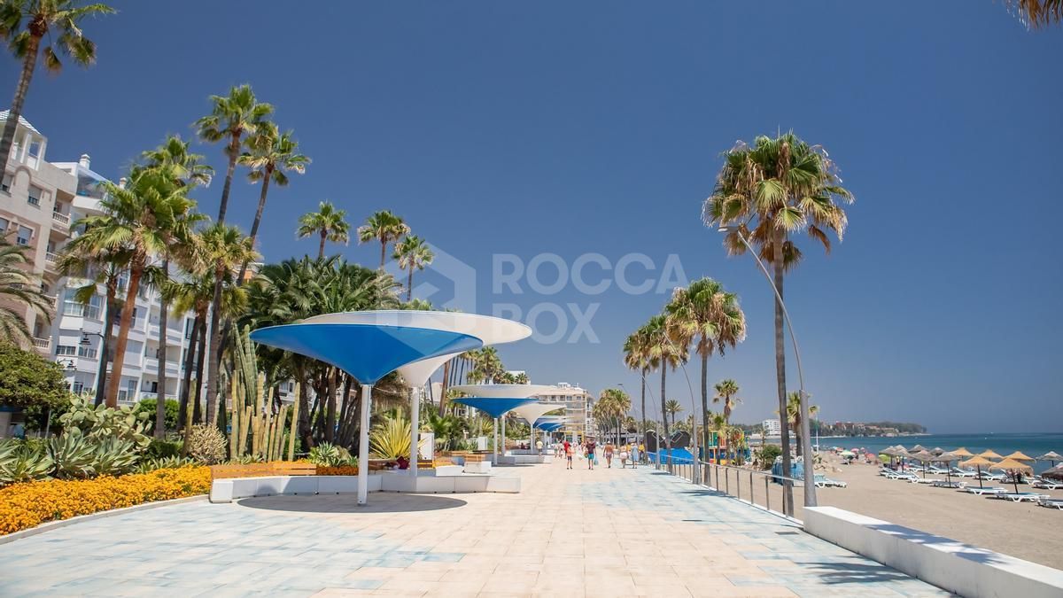 OPPORTUNITY! Stunning Duplex in the Arena Beach Urbanization, Estepona!