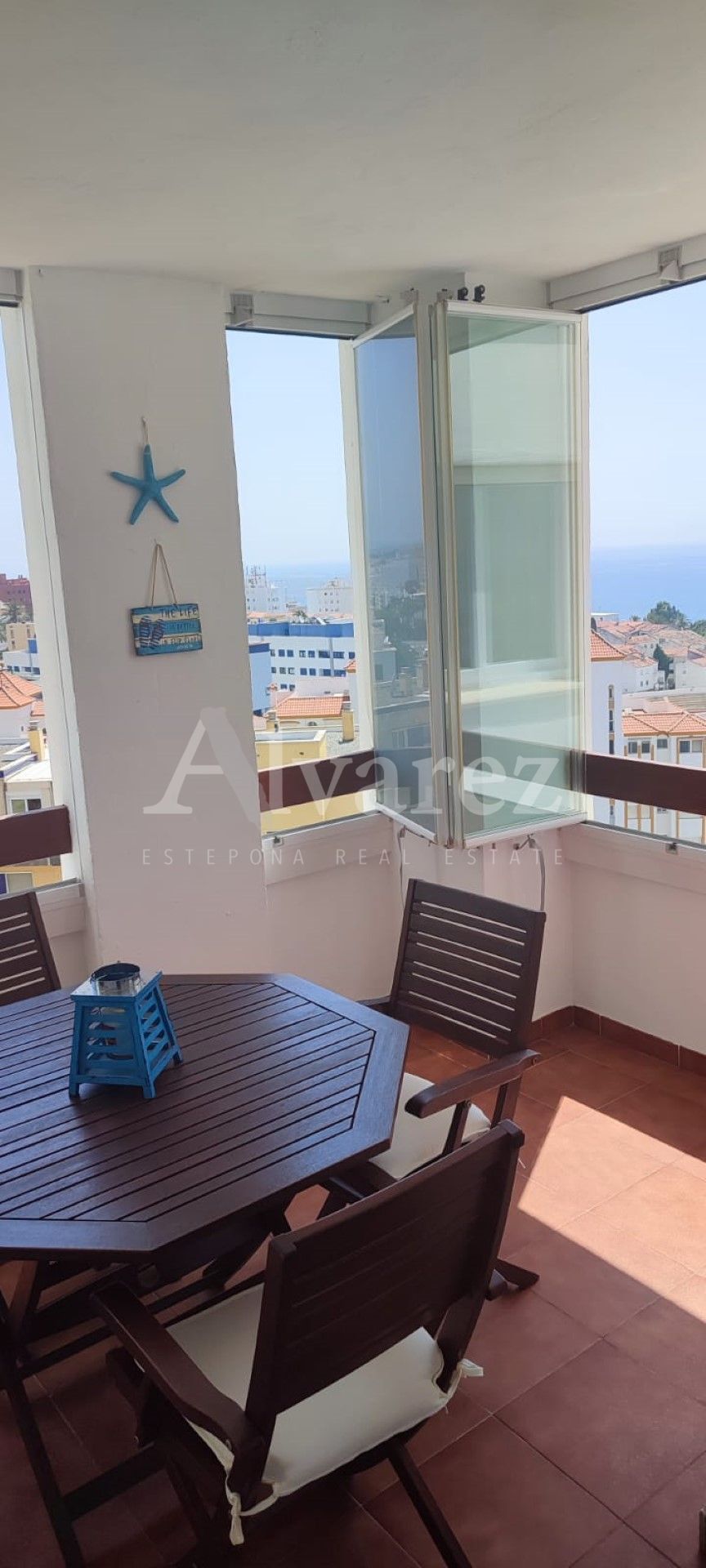 Alvarez Estepona Inmobiliaria En Puerto De Estepona