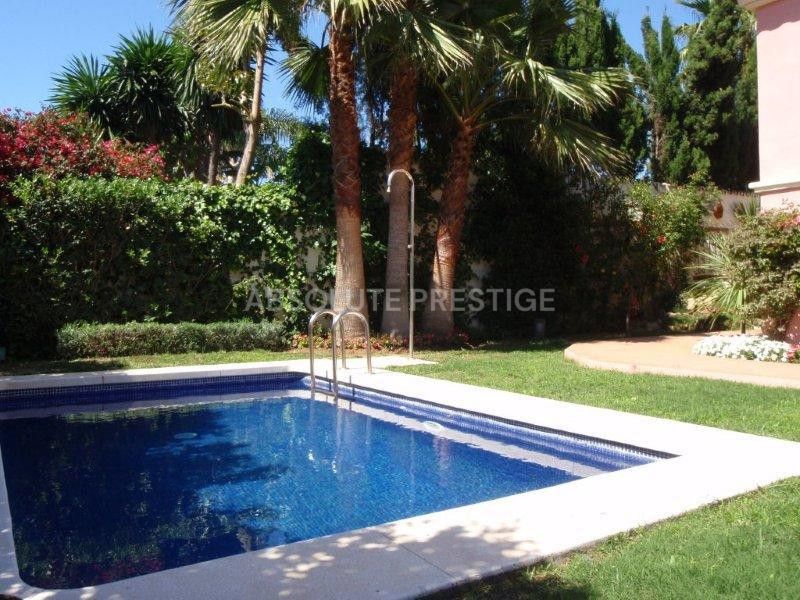 Villa for short term rent in Marbella - Puerto Banus