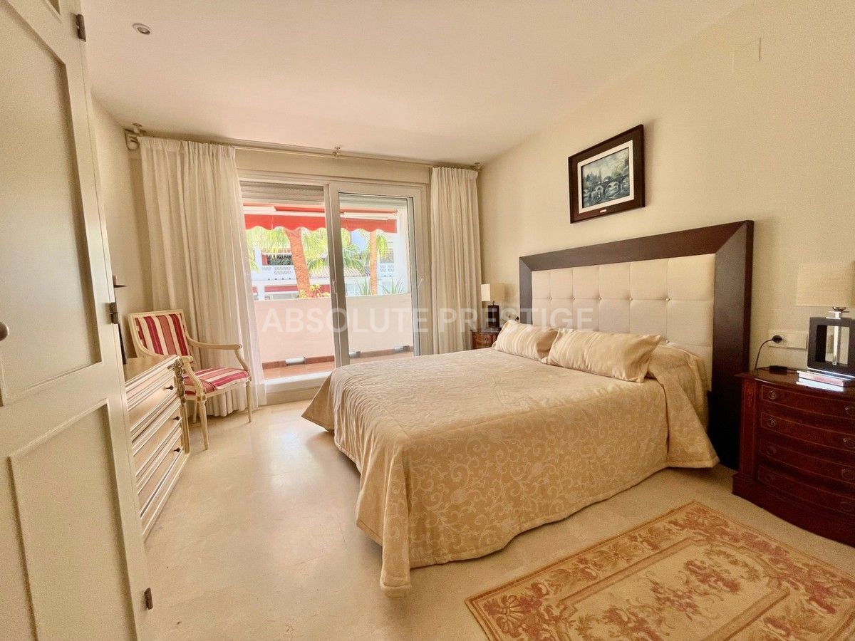 Apartamento en alquiler a corta temporada en Marbella Golden Mile