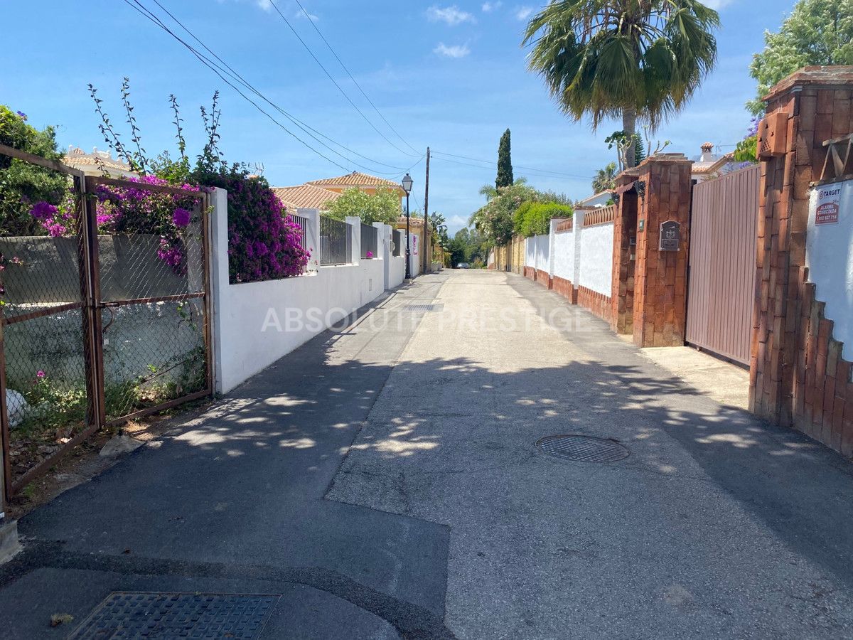 Residential Plot for sale in Rio Real, Marbella East