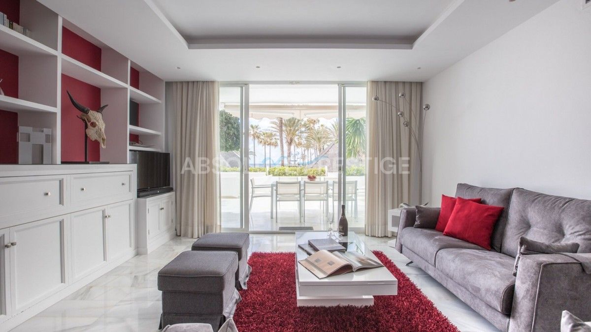 Ground Floor Apartment for short term rent in Alcazaba Beach, Estepona