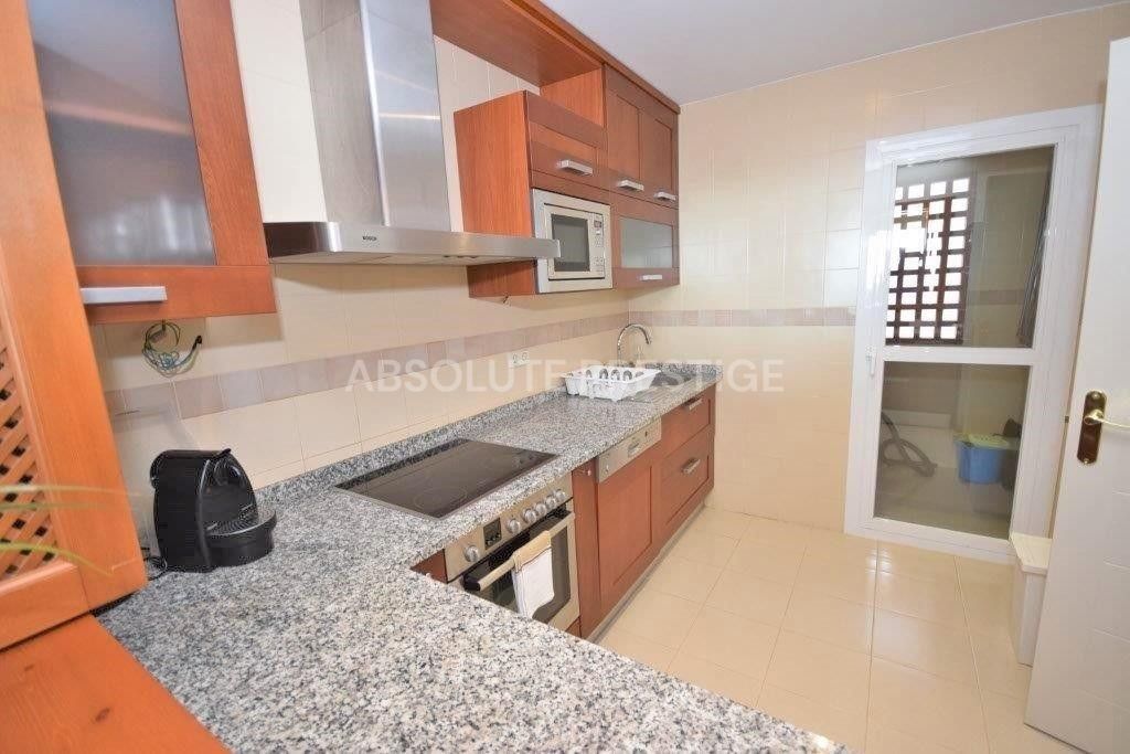 Apartment for short term rent in Benahavis