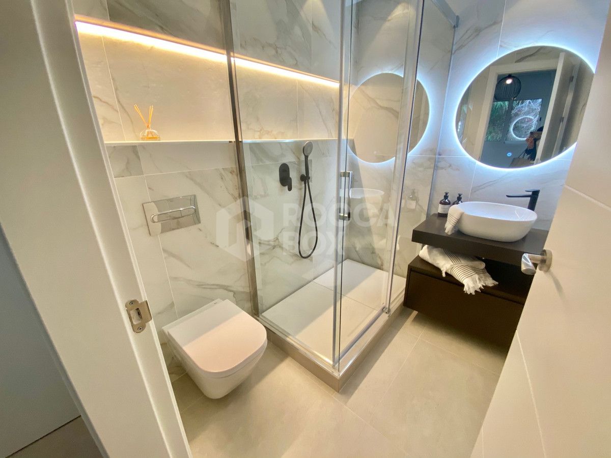 Penthouse for short term rent in La Quinta, Benahavis