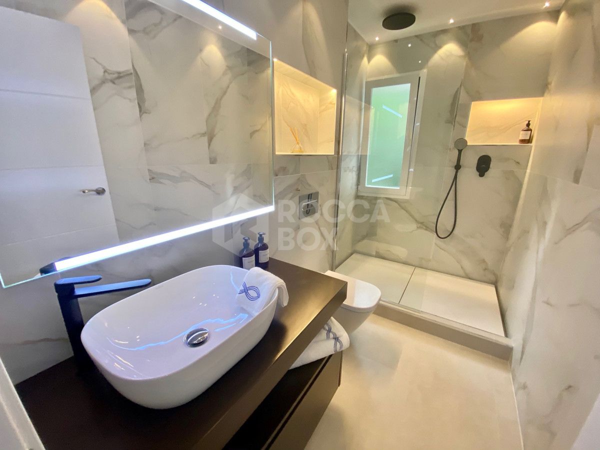 Penthouse for short term rent in La Quinta, Benahavis