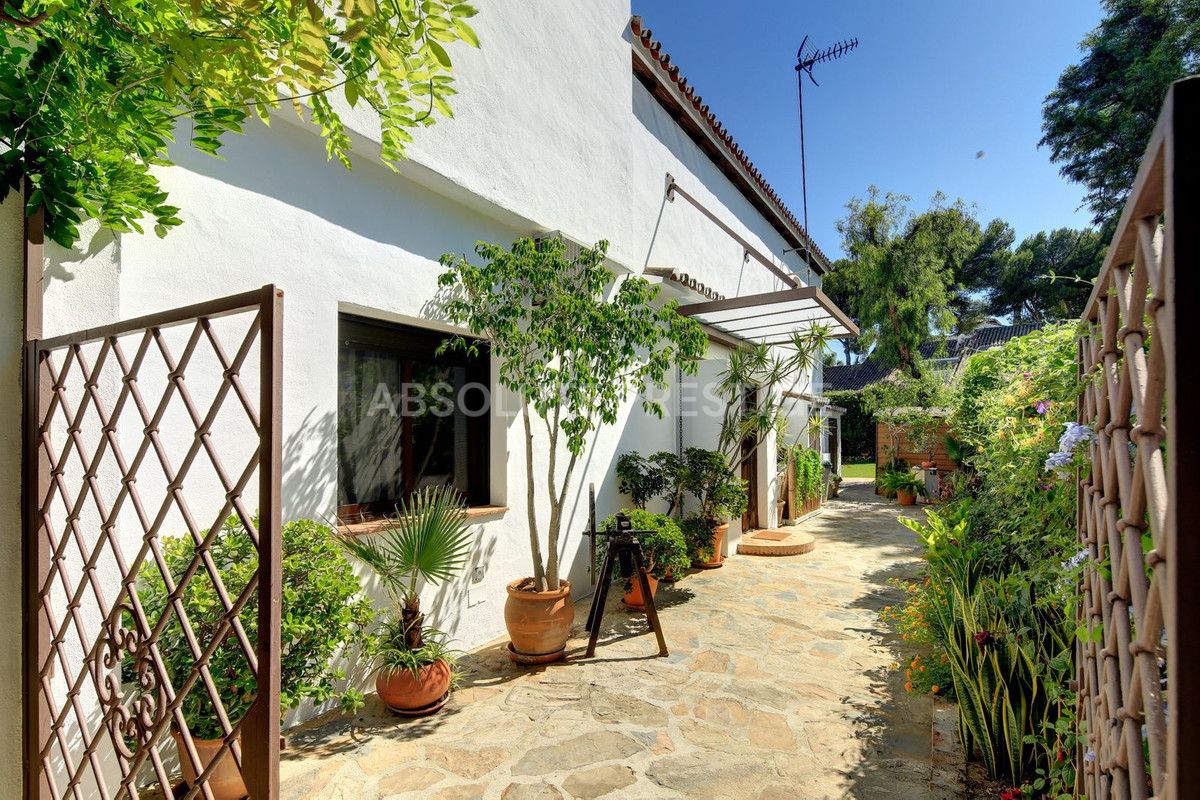 Villa zur kurzfristigen Miete in Nueva Andalucia, Marbella