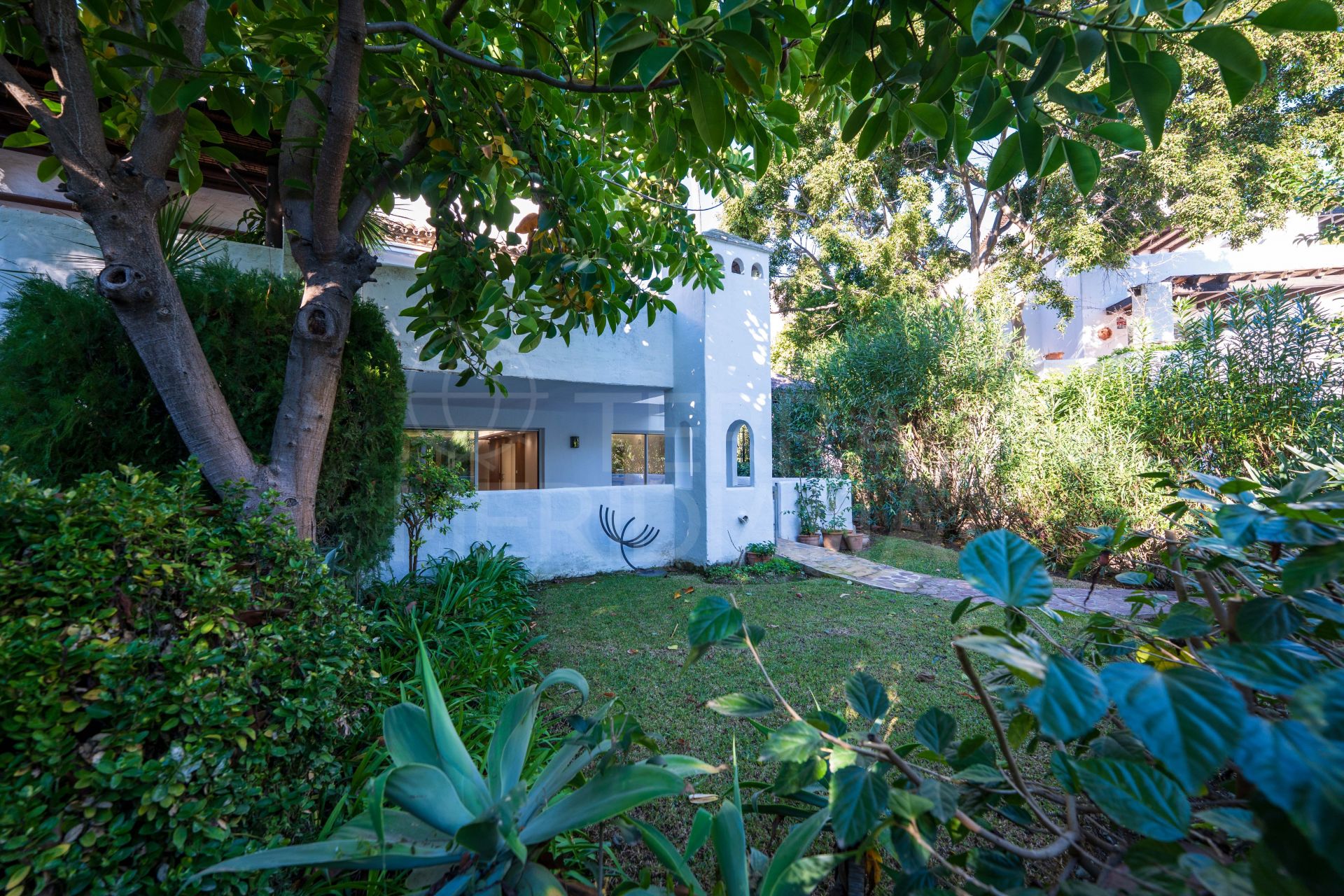 Ground Floor Apartment in Alhambra del Golf, Estepona