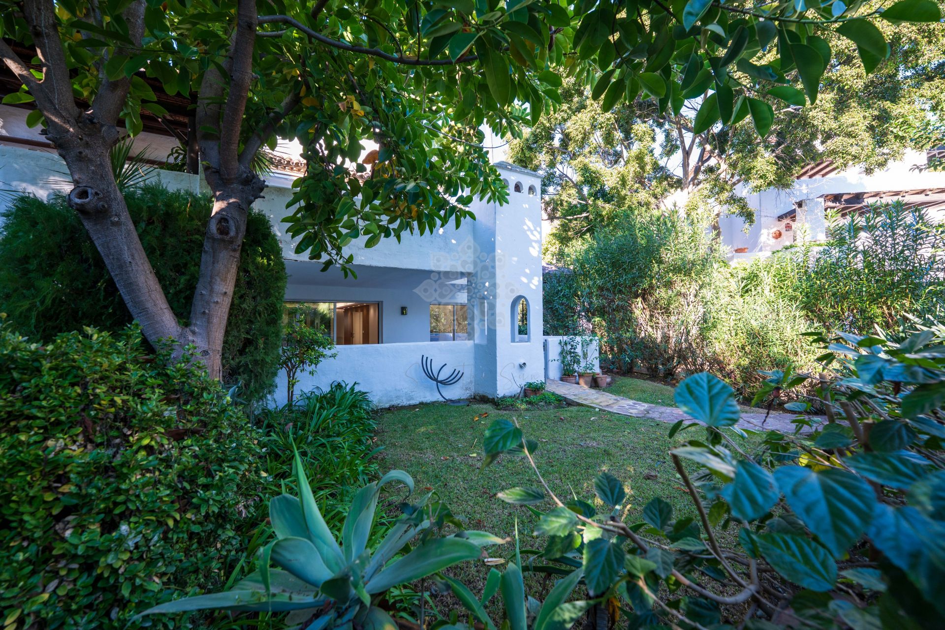 Apartamento Planta Baja en Alhambra del Golf, Estepona