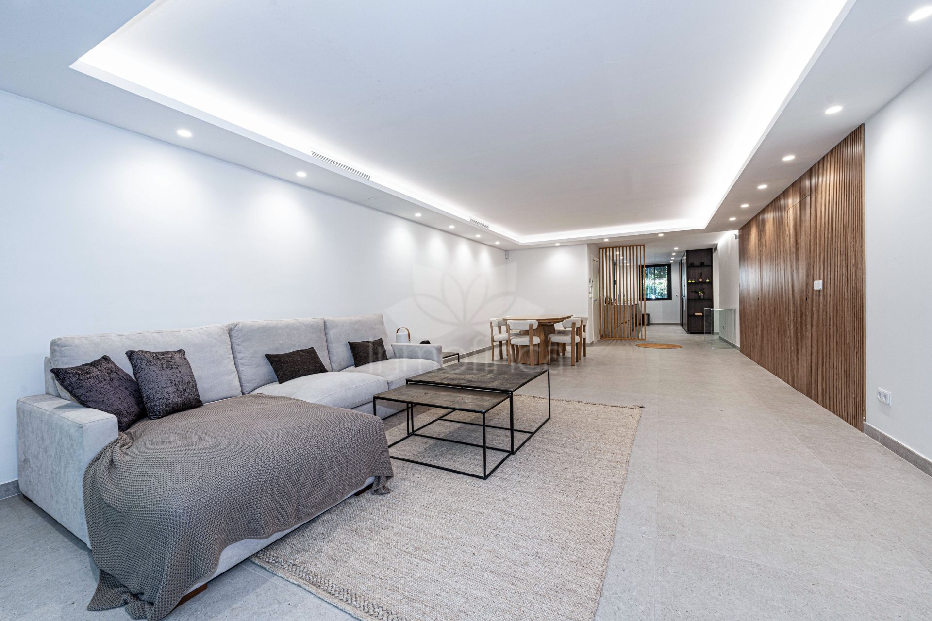 Apartamento Planta Baja en Alhambra del Golf, Estepona