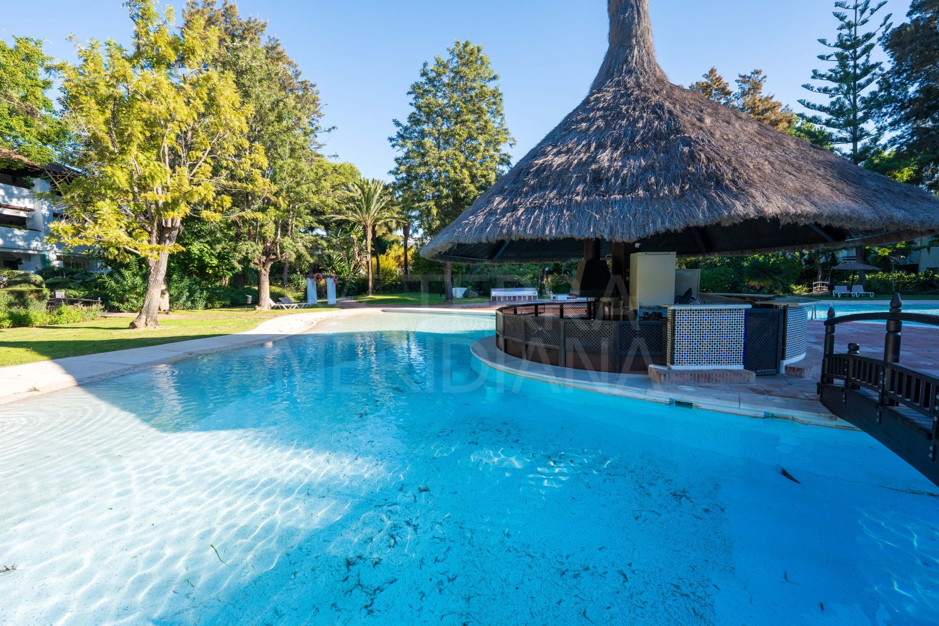 Ground Floor Apartment in Alhambra del Golf, Estepona