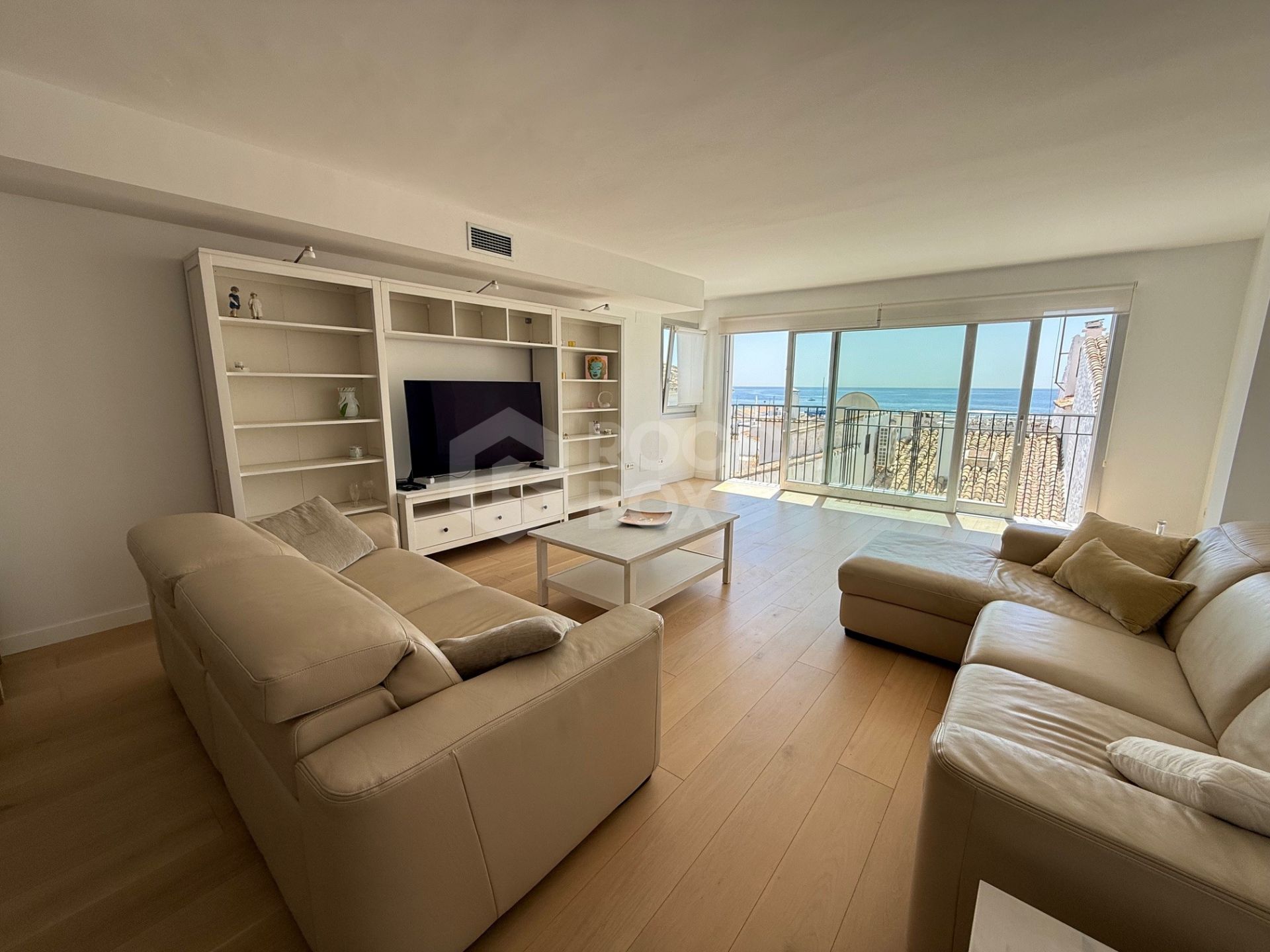 Puerto Banus - apartment with sea views