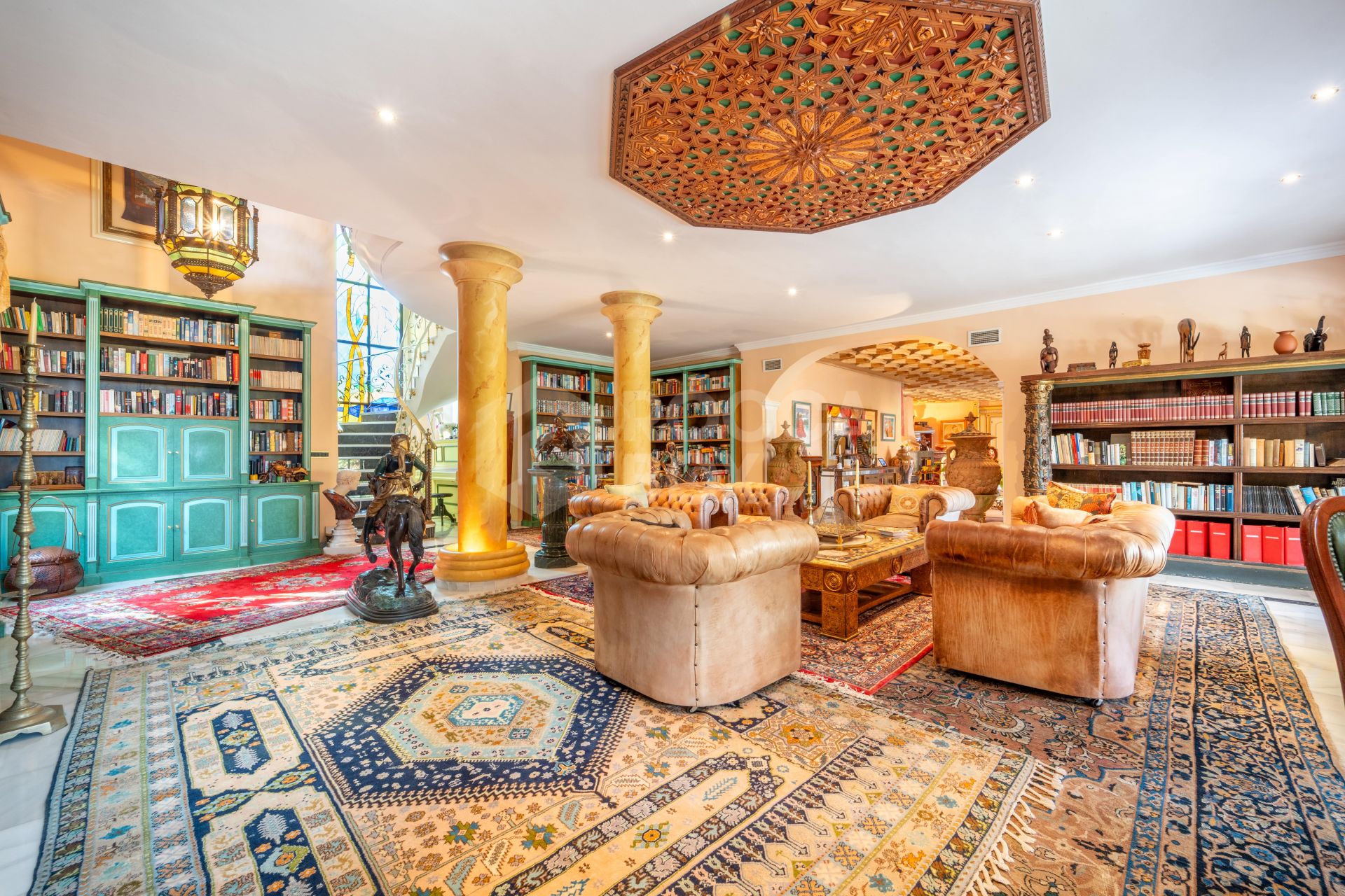 ICONIC BEACHFRONT VILLA ESTATE WITH UNMATCHED POTENTIAL IN ESTEPONA