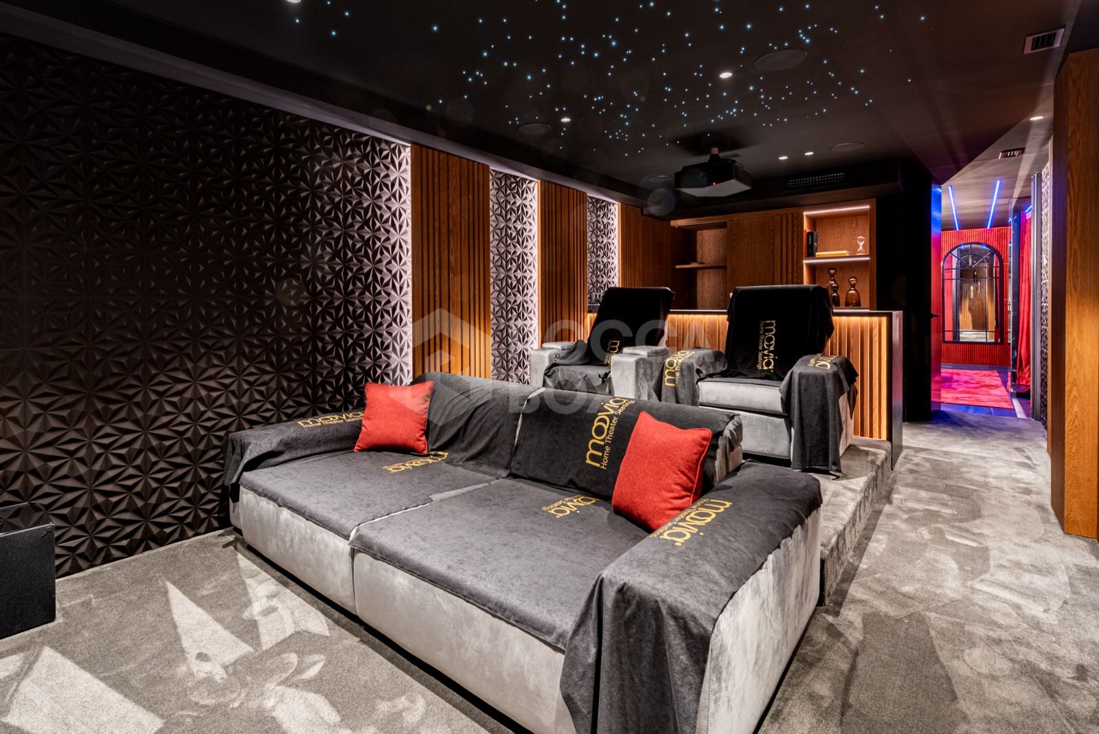 Luxury villa for sale in el Paraiso alto with amazing views