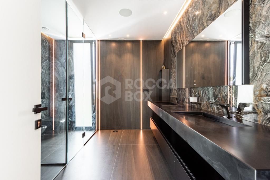 Luxury villa for sale in el Paraiso alto with amazing views