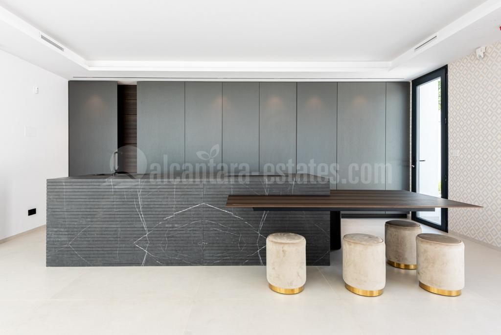 Villa in Paraiso Alto, Benahavis