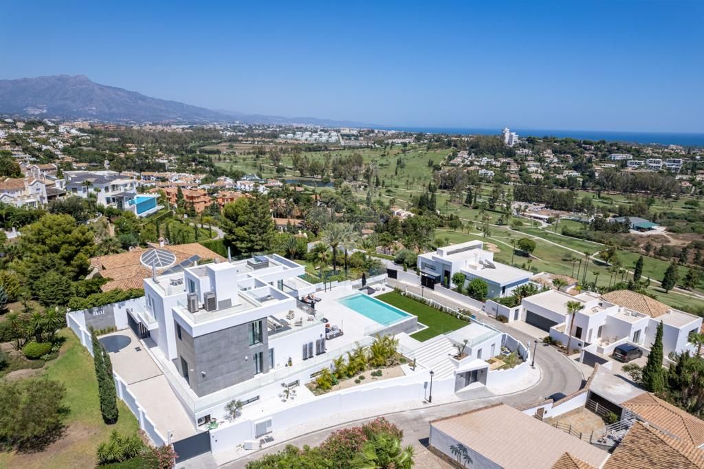 Villa in Paraiso Alto, Benahavis