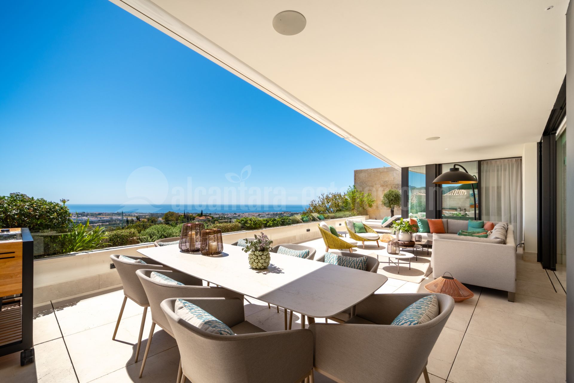 Apartamento en Grand View, Benahavis
