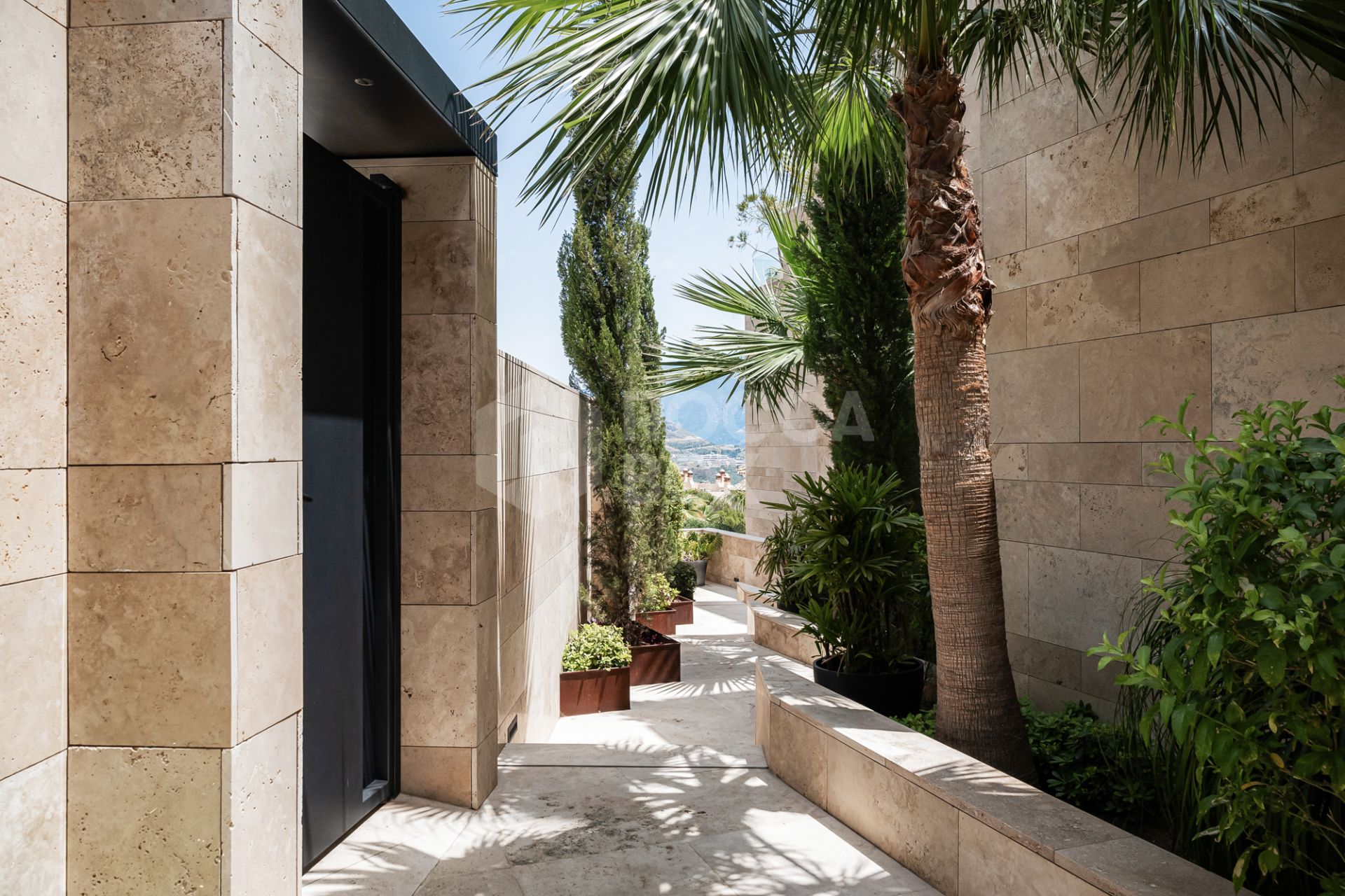 Luxury apartment in la Quinta with sea views