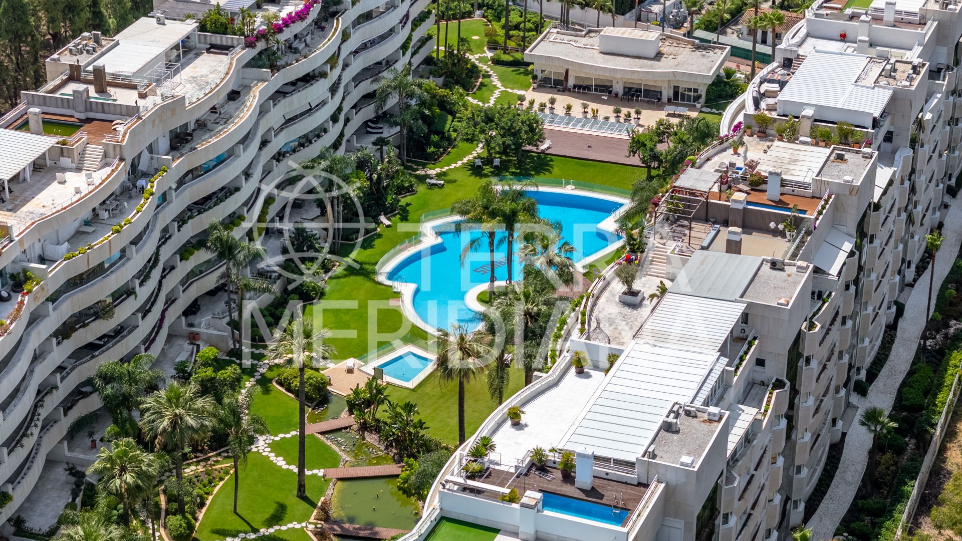 Apartment in El Embrujo Banús, Marbella
