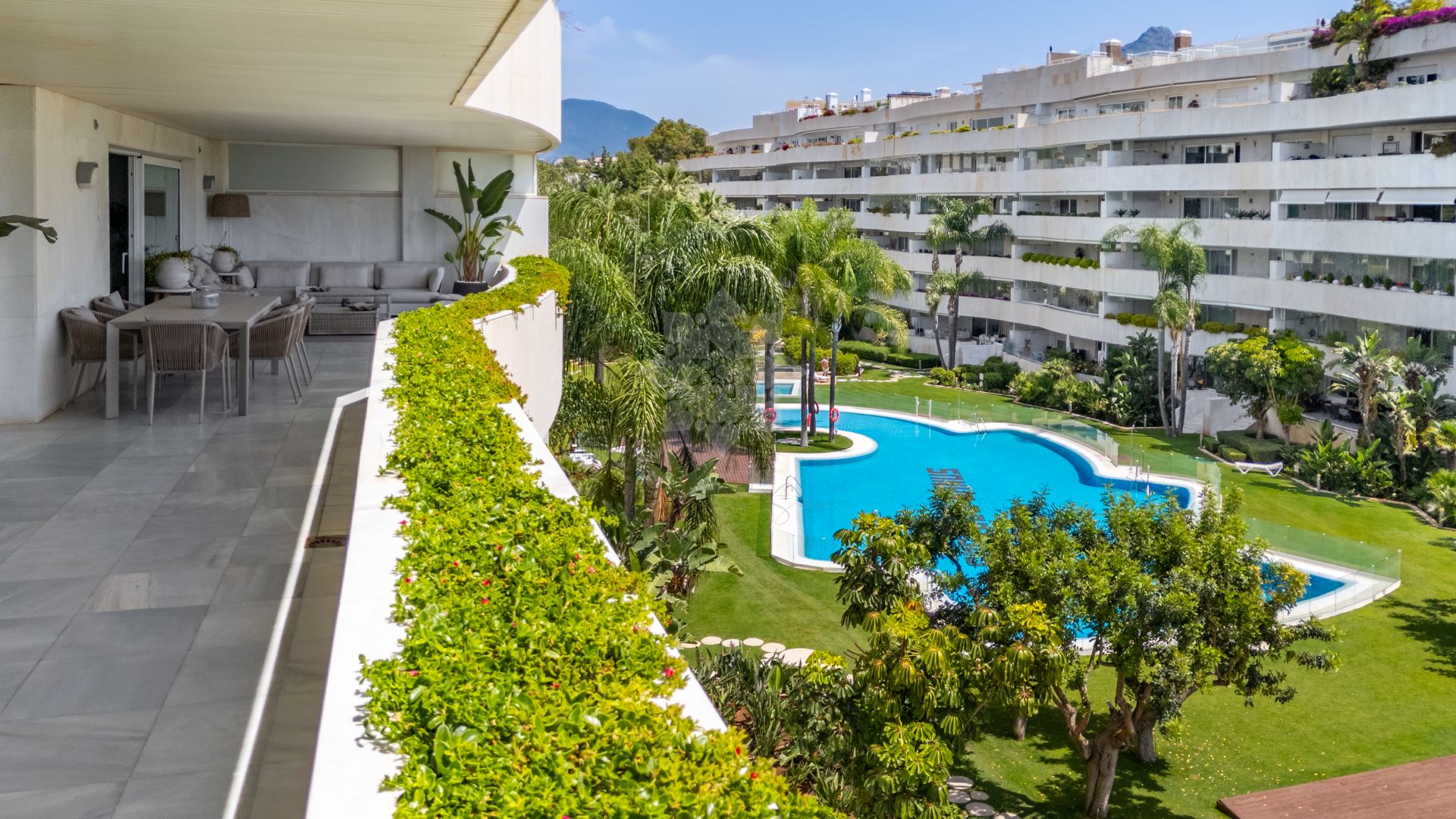 Apartment in El Embrujo Banús, Marbella