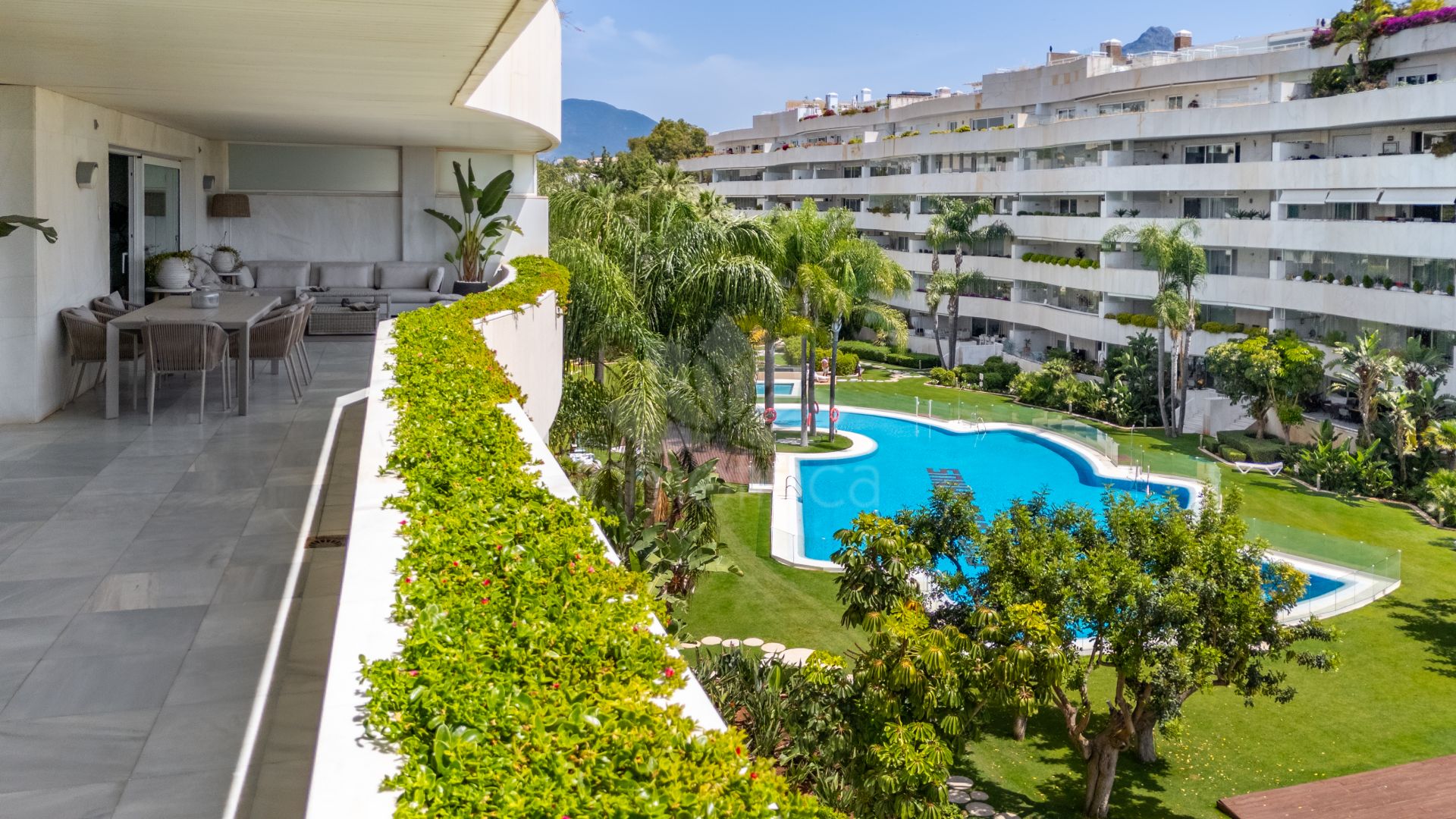 Apartment in El Embrujo Banús, Marbella