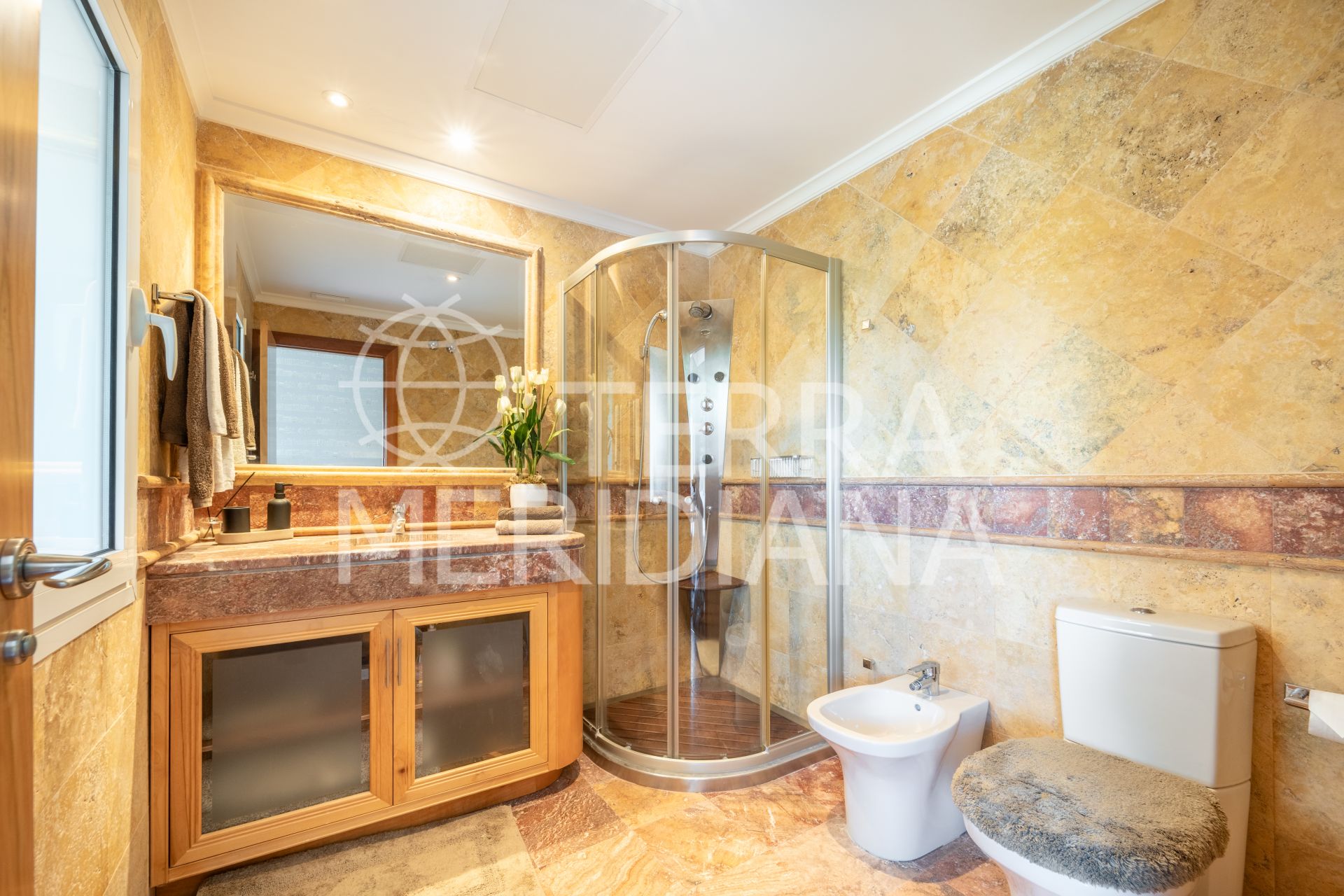 Apartment in El Embrujo Banús, Marbella
