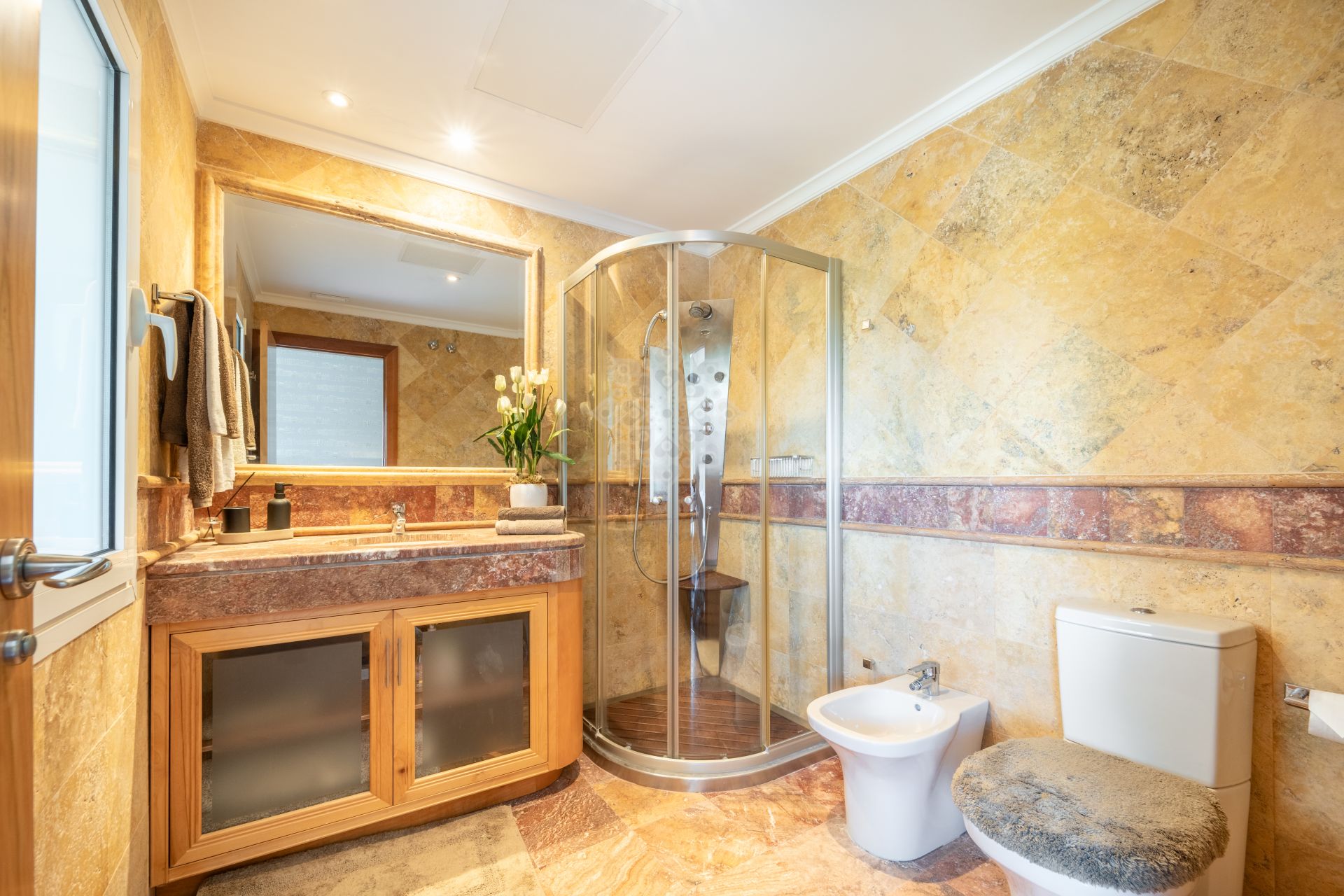 Apartment in El Embrujo Banús, Marbella