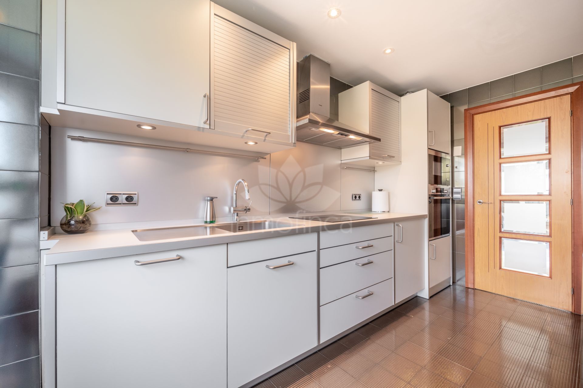 Apartment in El Embrujo Banús, Marbella