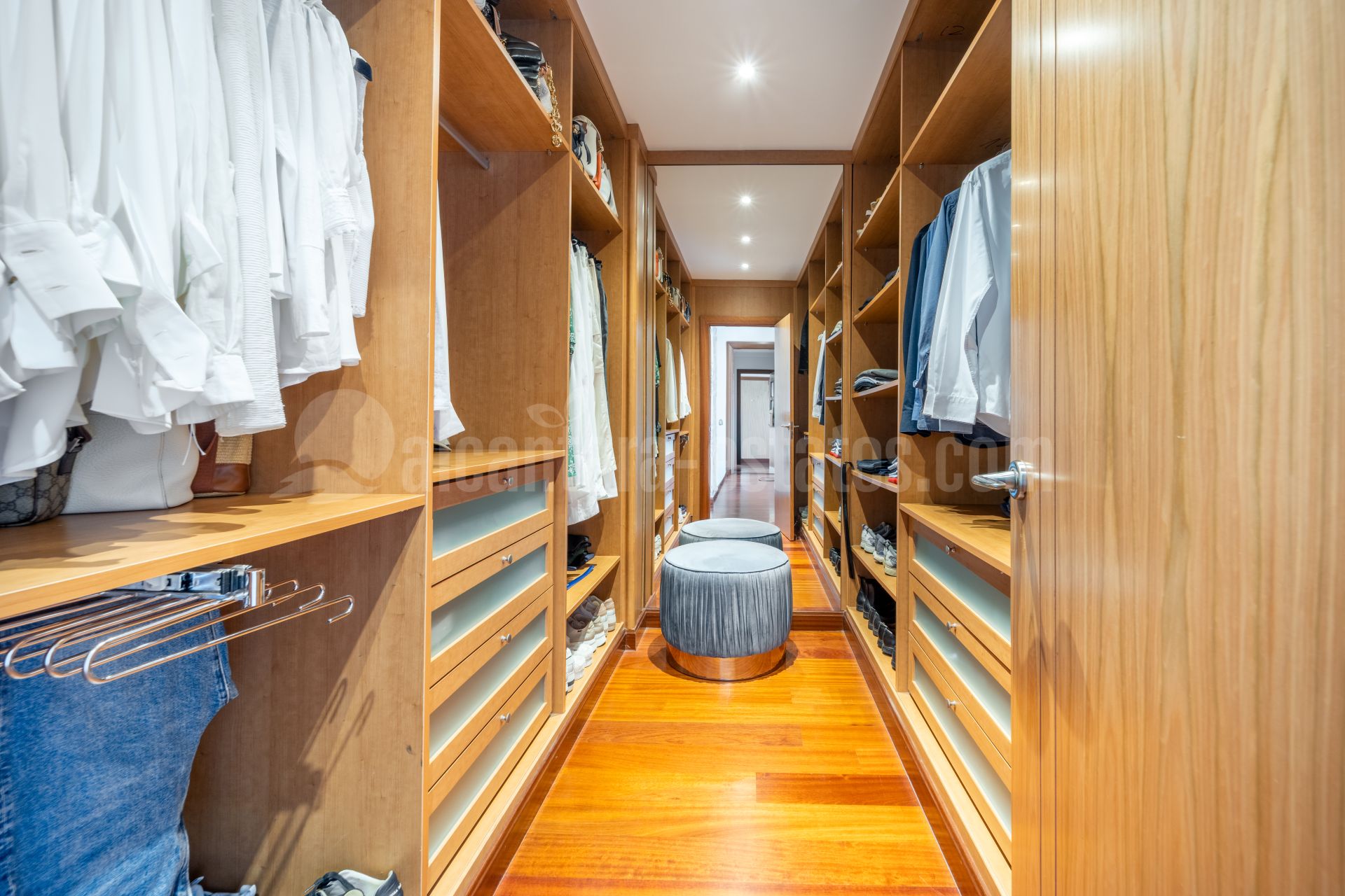 Apartment in El Embrujo Banús, Marbella