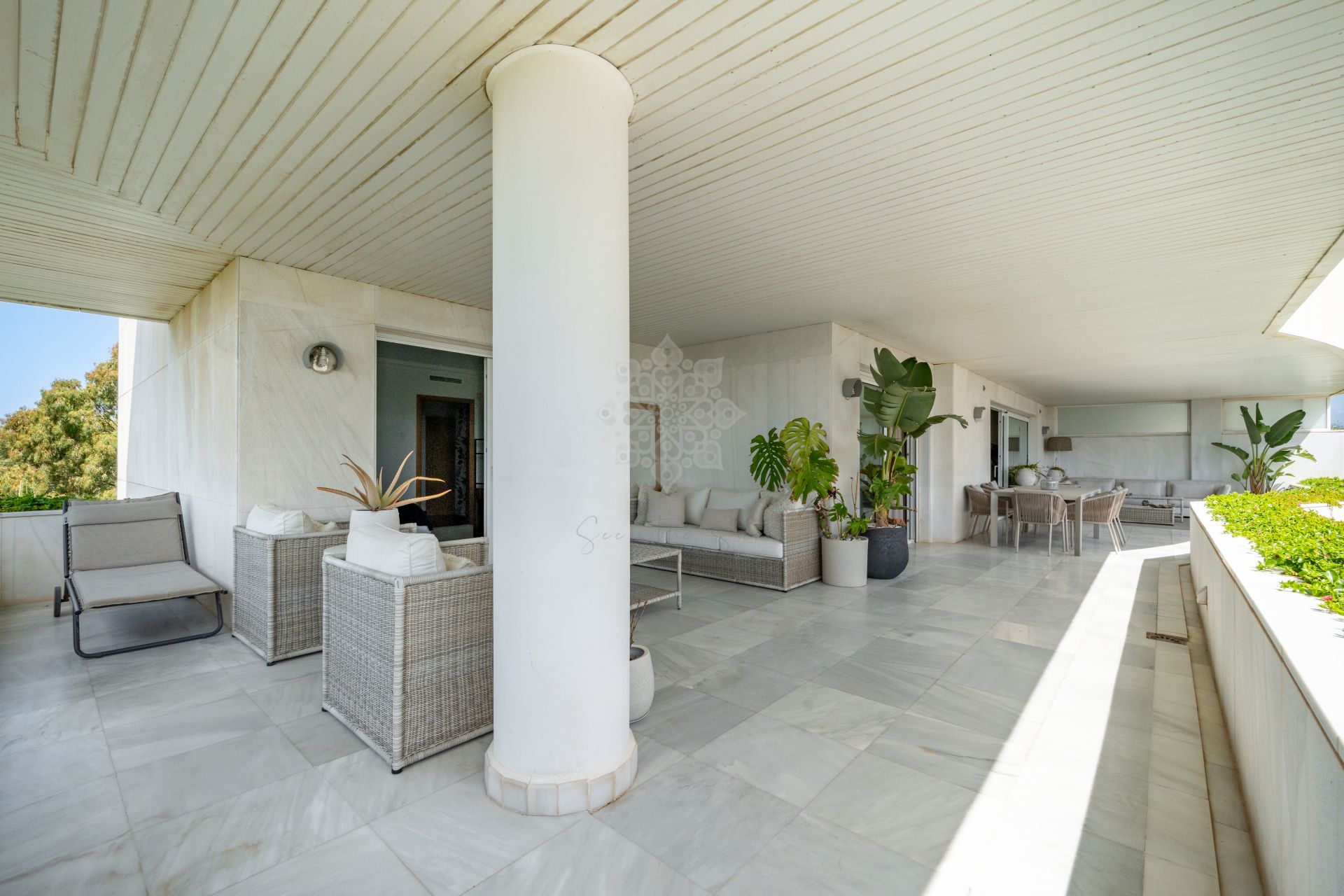 Apartment in El Embrujo Banús, Marbella