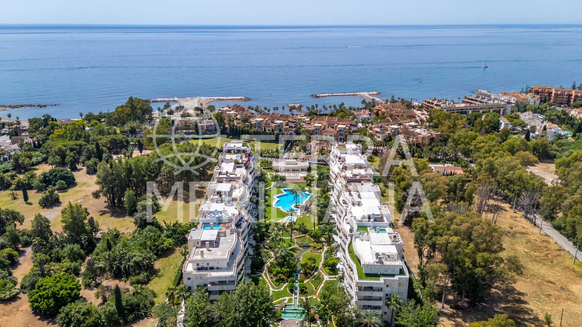 Apartment in El Embrujo Banús, Marbella