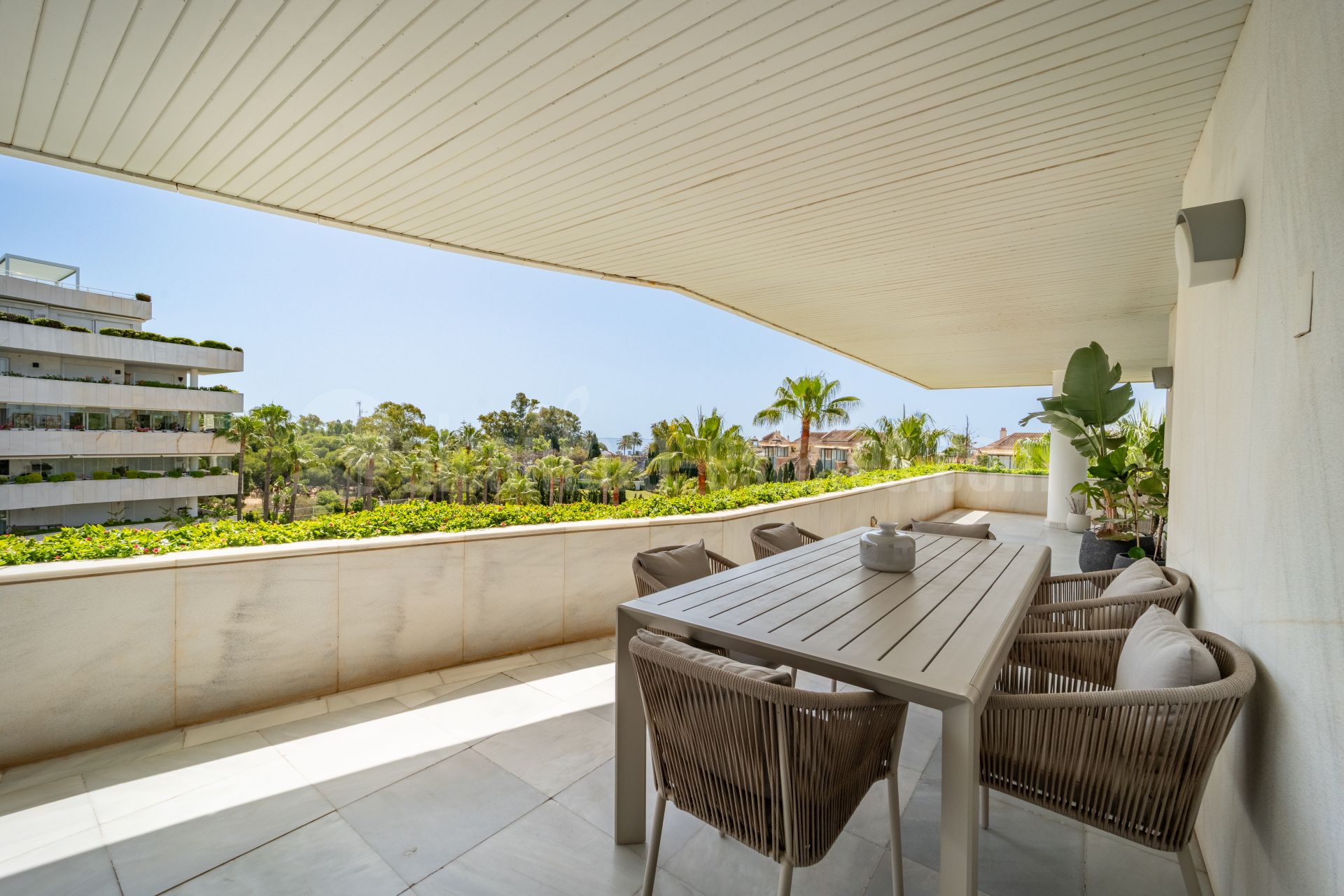 Apartment in El Embrujo Banús, Marbella