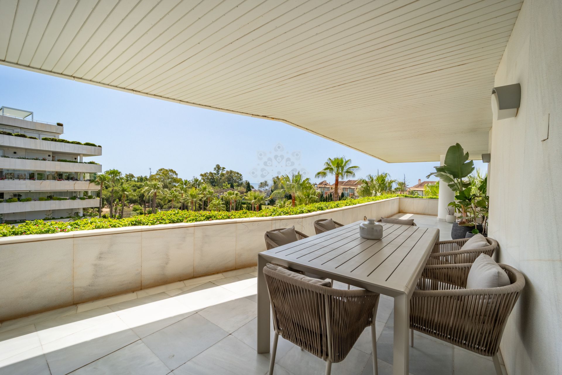 Apartment in El Embrujo Banús, Marbella