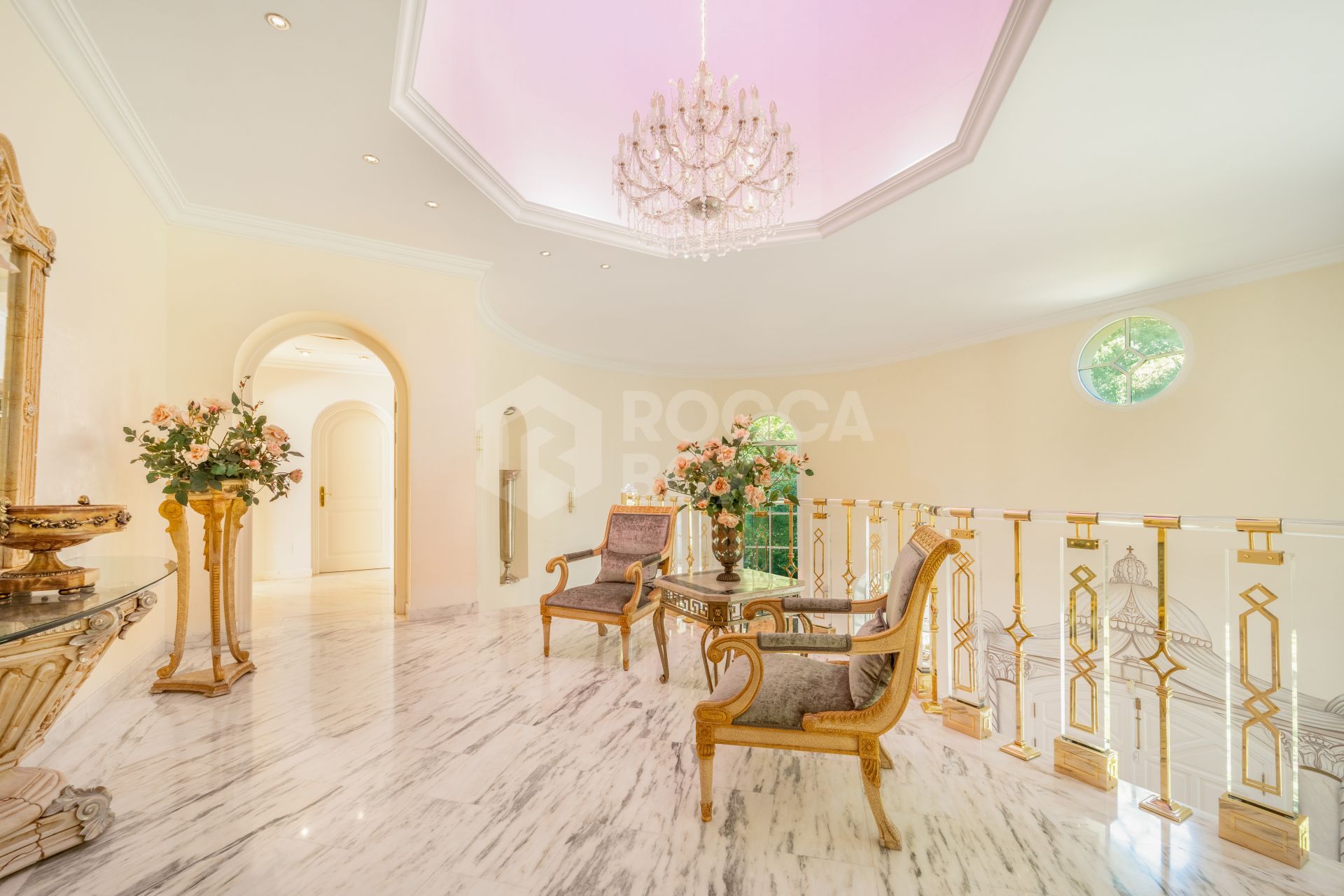 SPECTACULAR PRIVATE ESTATE WITH PANORAMIC VIEWS AND DEVELOPMENT POTENTIAL IN CASCADA DE CAMOJÁN