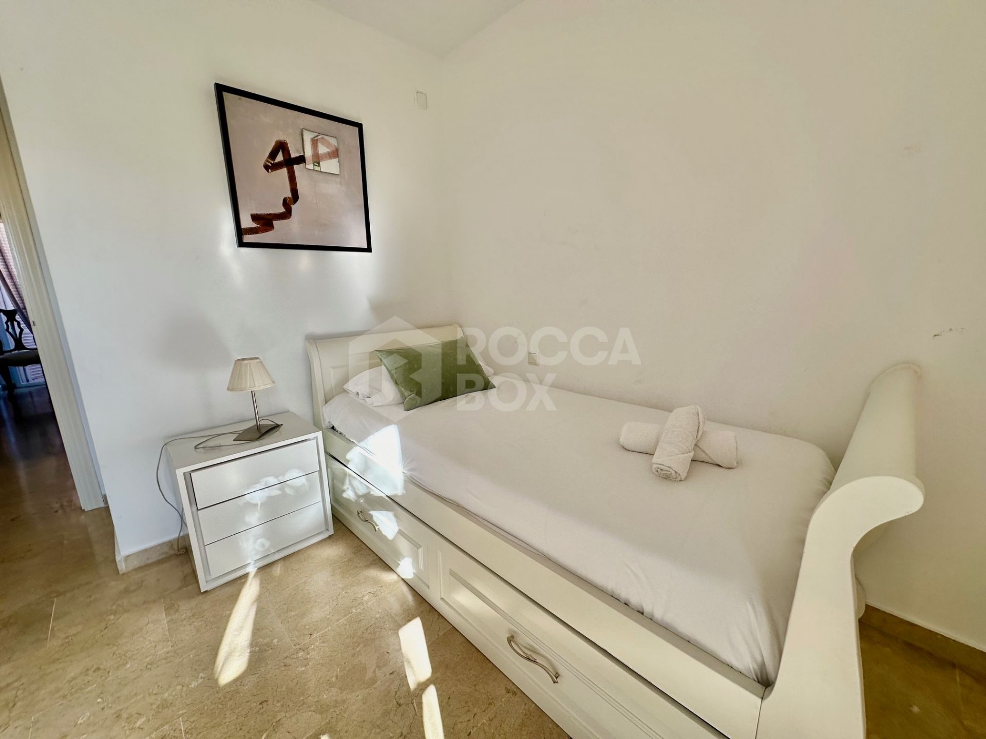 Semi Detached House for sale in Condes de Iza, Nueva Andalucia